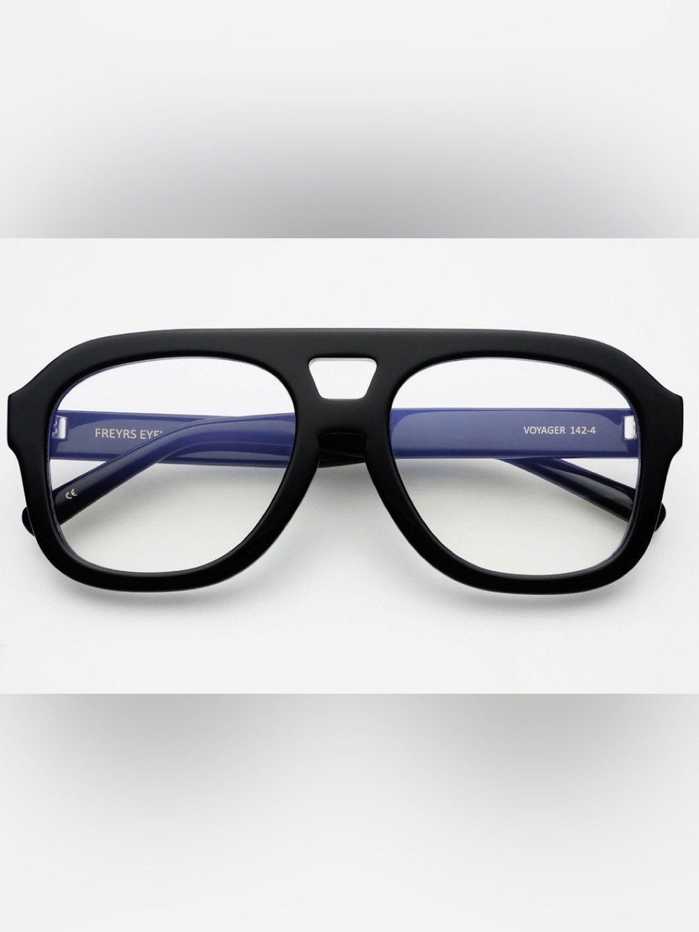 Freyrs voyager black blue light readers 2.5 $85